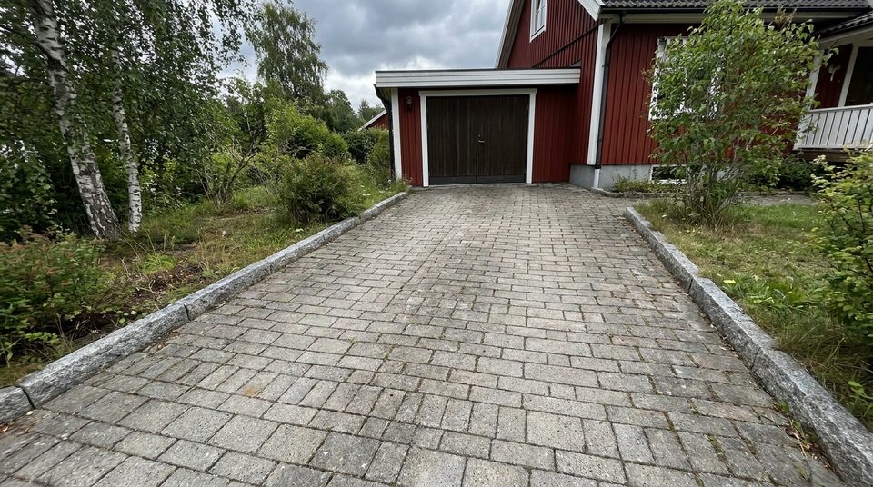Stenläggning av uppfart